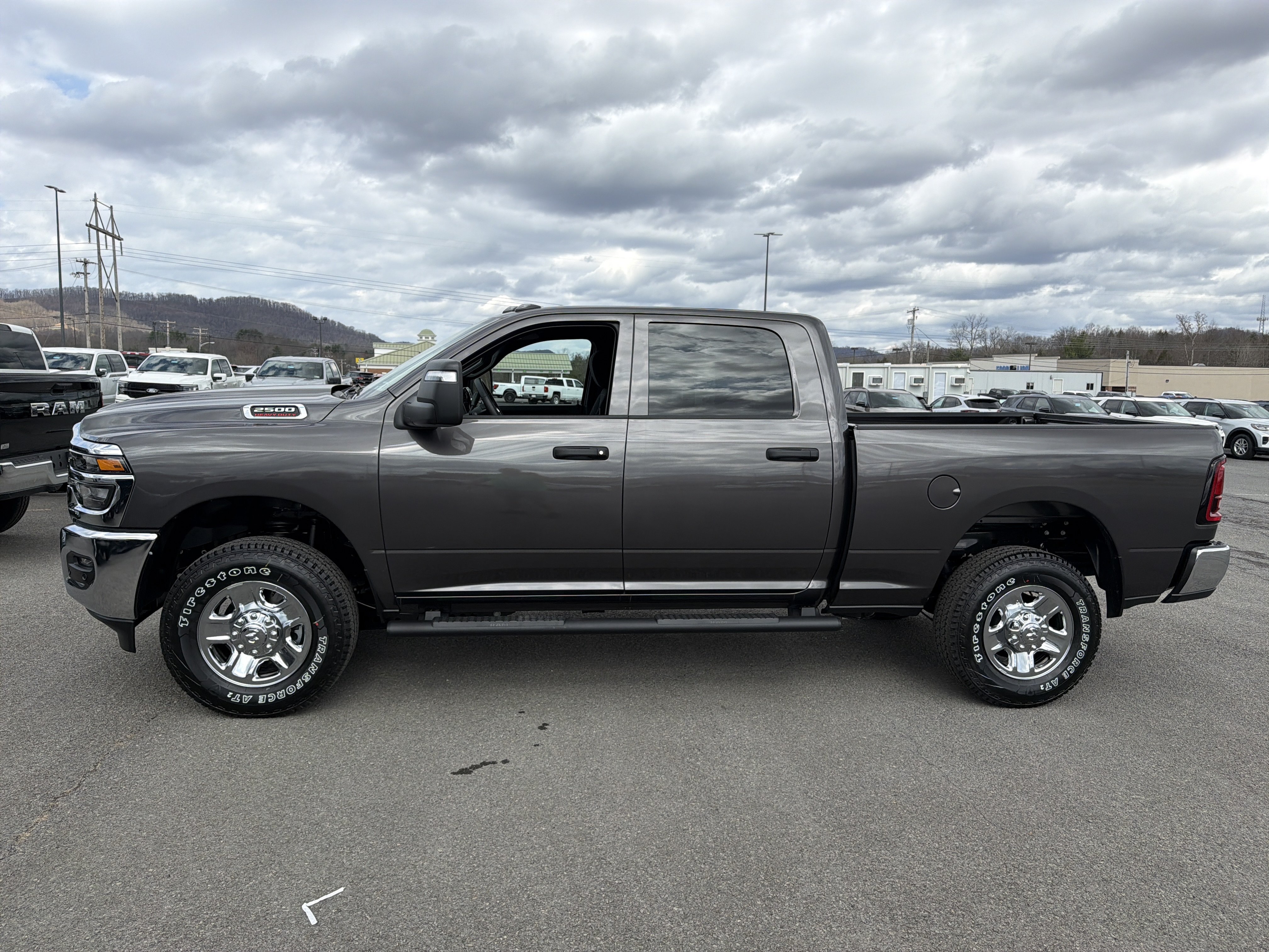 New 2026 RAM 2500 Tradesman AWD/4WD image 10