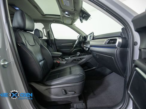 Used 2022 Kia Telluride SX w/ Nightfall Edition Package AWD/4WD image 42