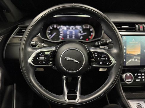 Used 2023 Jaguar F-PACE S AWD/4WD image 16