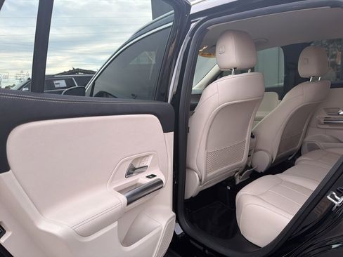 Used 2023 Mercedes-Benz GLA 250 image 14