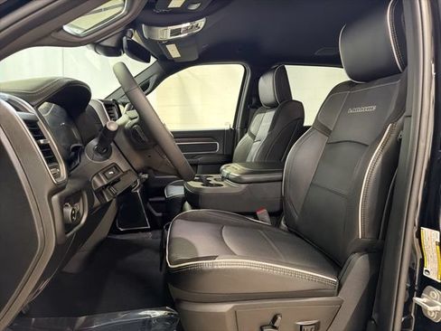 Used 2026 RAM 2500 Laramie AWD/4WD image 12