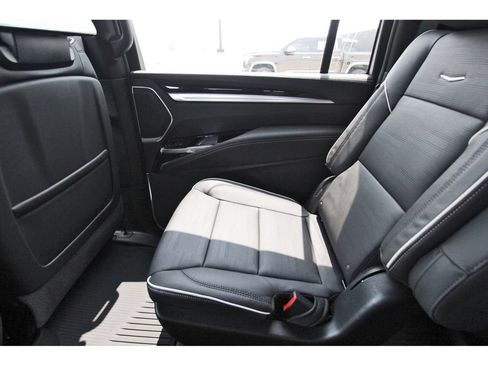 New 2026 Cadillac Escalade ESV Sport w/ Touring Package AWD/4WD image 12