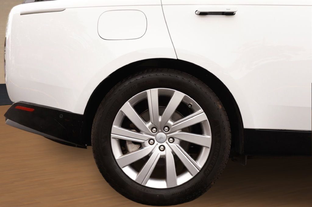 Used 2023 Land Rover Range Rover SE AWD/4WD image 9
