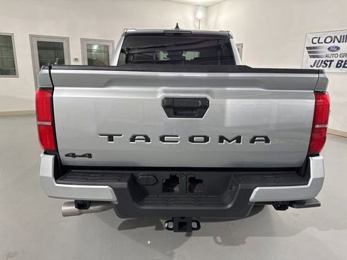New 2025 Toyota Tacoma TRD Sport image 6