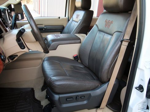 Used 2016 Ford F250 King Ranch w/ FX4 Off-Road Package image 23