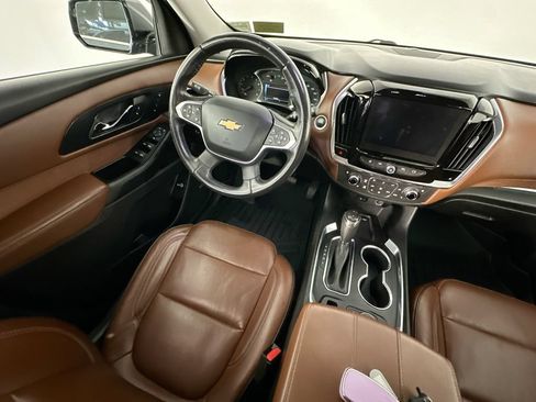 Used 2019 Chevrolet Traverse High Country AWD/4WD image 9