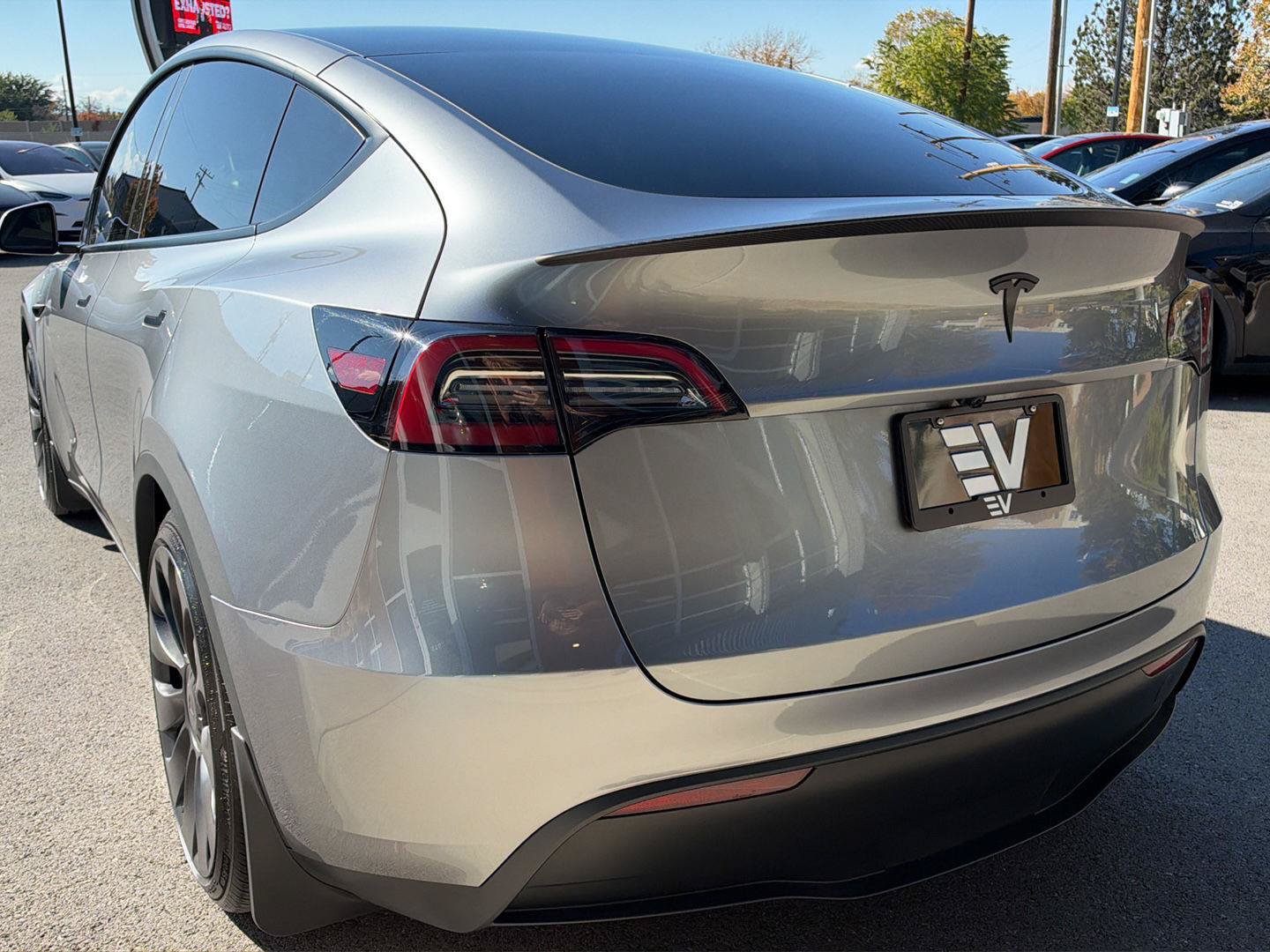Used 2025 Tesla Model Y Performance AWD/4WD image 6