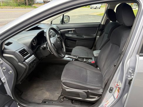Used 2012 Subaru Impreza 2.0i Premium AWD/4WD image 10