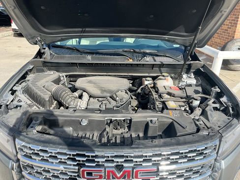 Used 2023 GMC Acadia Denali w/ Denali Ultimate Package image 33