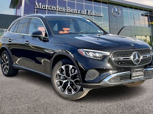 Certified 2025 Mercedes-Benz GLC 350e GLC 350e image 1