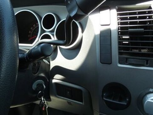 Used 2011 Toyota Tundra 2WD Double Cab image 24