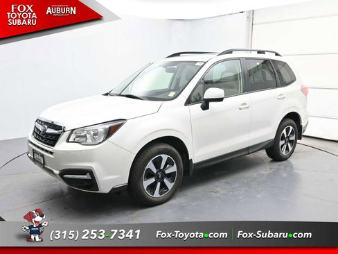 Used 2017 Subaru Forester 2.5i Premium w/ All-Weather Package AWD/4WD image 2