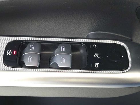 Certified 2026 Mercedes-Benz GLC 300 4MATIC image 24
