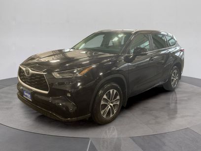 Used 2023 Toyota Highlander L