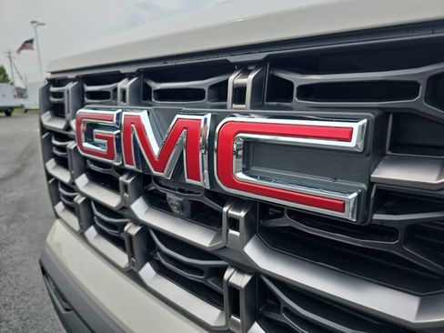 New 2026 GMC Canyon AT4X AWD/4WD image 32