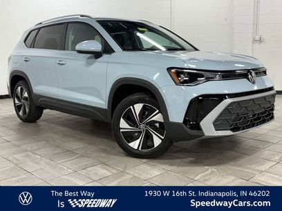 New 2025 Volkswagen Taos SE