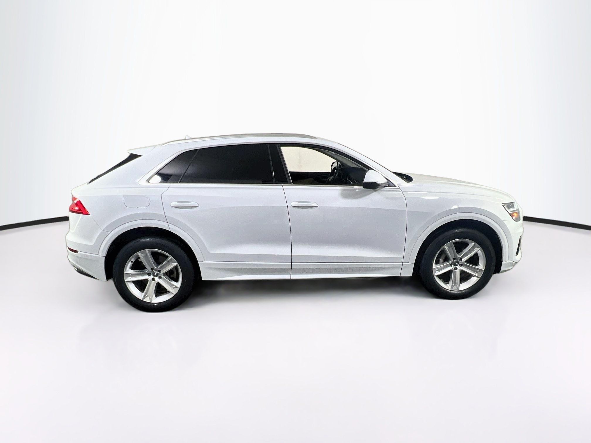 Used 2020 Audi Q8 Premium AWD/4WD image 4