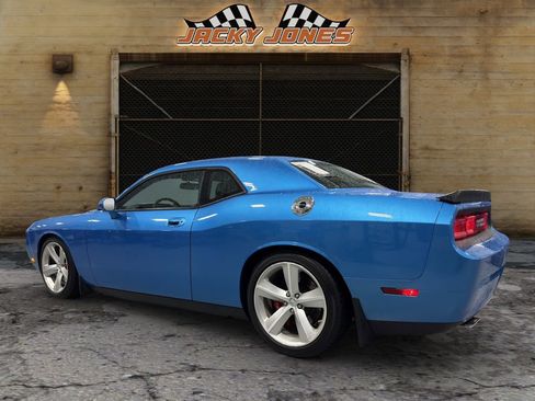 Used 2010 Dodge Challenger SRT8 w/ SRT Option Group II image 6