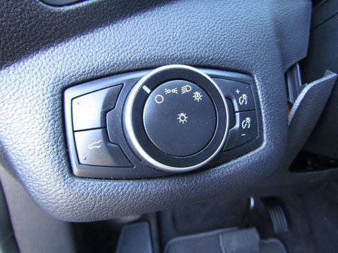 Used 2017 Ford Escape SE AWD/4WD image 13