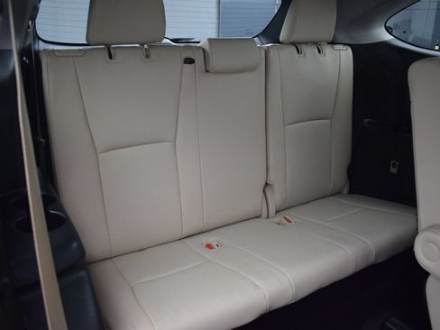 Used 2020 Toyota Highlander Limited AWD/4WD image 12