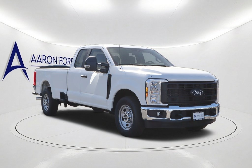 New 2027 Ford F350 XL w/ XL Chrome Package RWD image 3