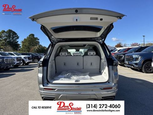 New 2026 Buick Enclave Avenir w/ Super Cruise Package FWD image 25