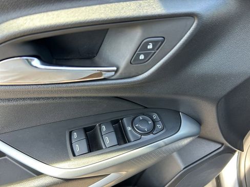 Used 2024 Chevrolet Trax LS image 23