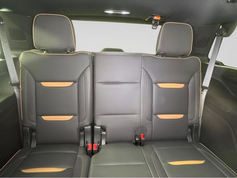 Used 2024 GMC Yukon AT4 image 27