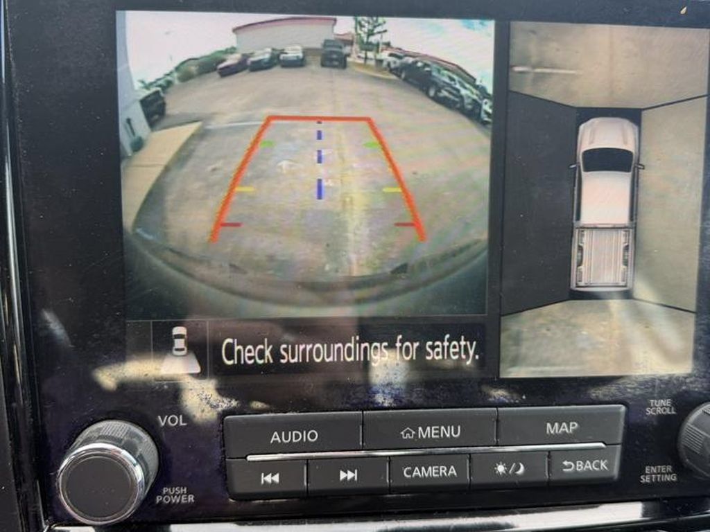 Used 2023 Nissan Titan PRO-4X w/ Pro-4x Convenience Package AWD/4WD image 16