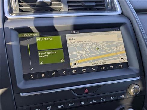 Used 2018 Jaguar E-PACE S image 13