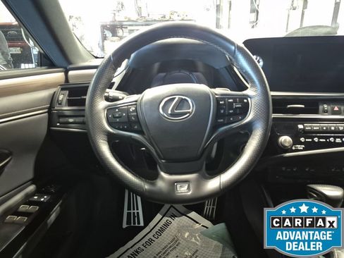 Used 2022 Lexus ES 300h F Sport FWD image 32