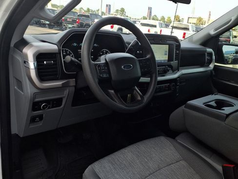 Used 2023 Ford F150 XL w/ XL Chrome Appearance Package RWD image 3