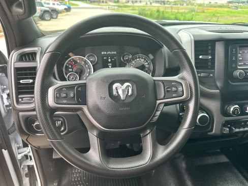 Used 2024 RAM 3500 Tradesman w/ Chrome Appearance Group AWD/4WD image 14