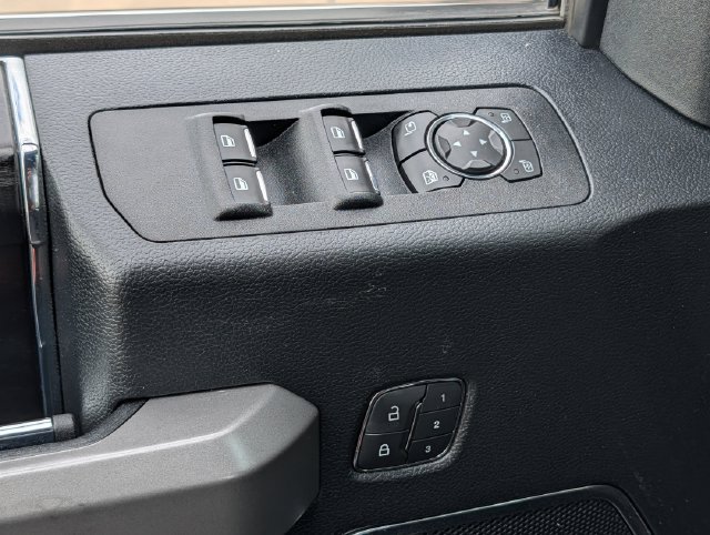 Used 2019 Ford F150 Platinum AWD/4WD image 22