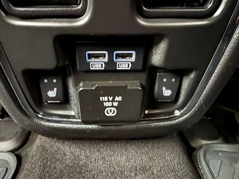 Used 2015 Jeep Grand Cherokee Limited AWD/4WD image 36