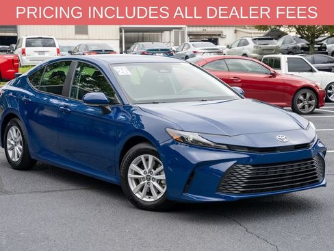 Used 2026 Toyota Camry LE FWD image 1