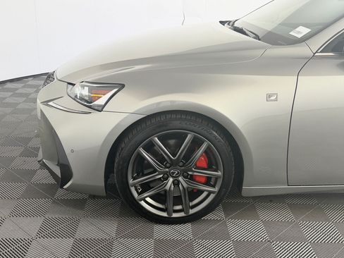 Used 2019 Lexus IS 300 F Sport w/ F Sport Package RWD image 11