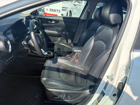 Used 2020 Kia Forte EX FWD image 17