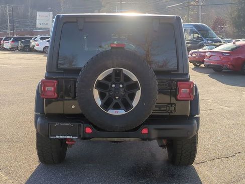 Used 2018 Jeep Wrangler Unlimited Rubicon image 5