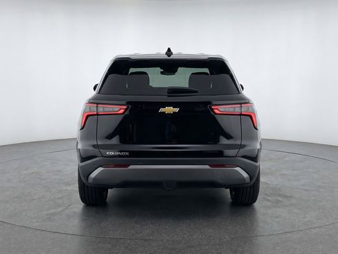 Used 2025 Chevrolet Equinox LT FWD image 7