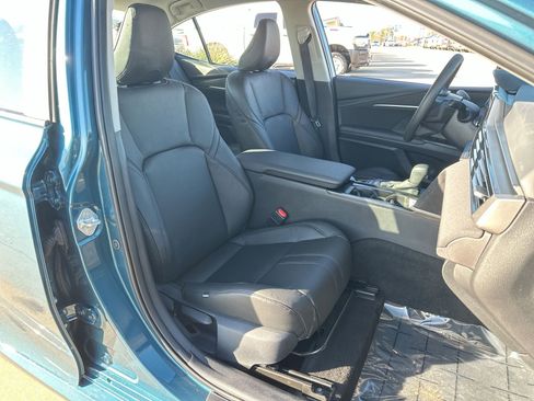 Used 2025 Toyota Camry LE image 23