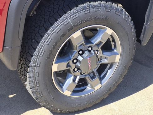 New 2026 GMC Sierra 2500 SLT w/ Texas SLT Premium Package AWD/4WD image 5