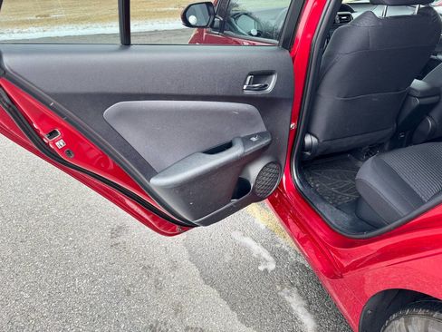 Used 2017 Toyota Prius Prime Plus image 5