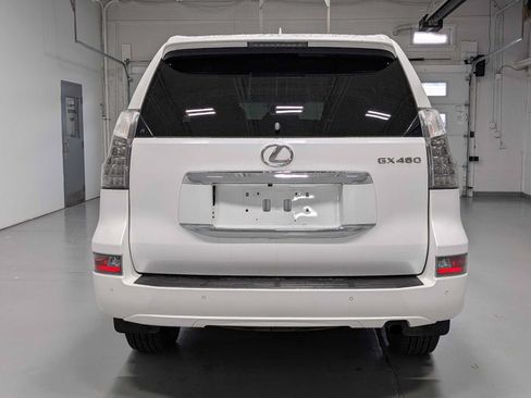 Used 2018 Lexus GX 460 w/ Navigation Package AWD/4WD image 9