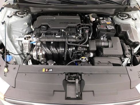 Used 2025 Kia K4 LXS image 35