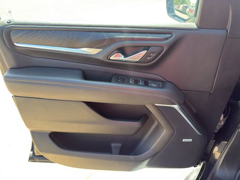 Used 2021 GMC Yukon Denali AWD/4WD image 29