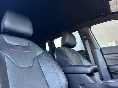 Used 2023 Jeep Compass Trailhawk w/ Trailhawk Elite Group image 18