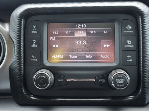 Used 2021 Jeep Wrangler Sport AWD/4WD image 17