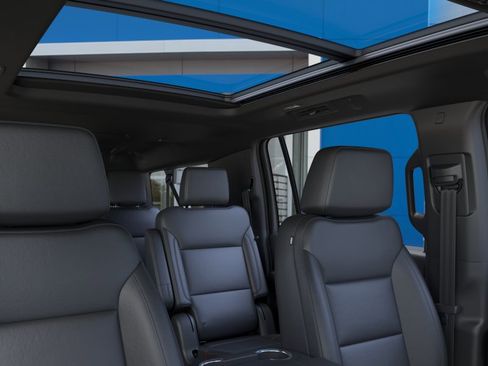 New 2026 Chevrolet Suburban Z71 AWD/4WD image 24