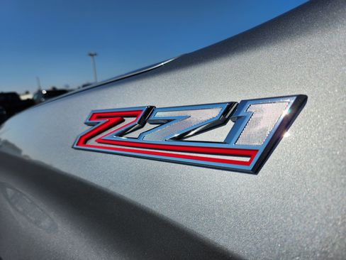 New 2026 Chevrolet Silverado 1500 RST w/ Z71 Off-Road Package AWD/4WD image 8
